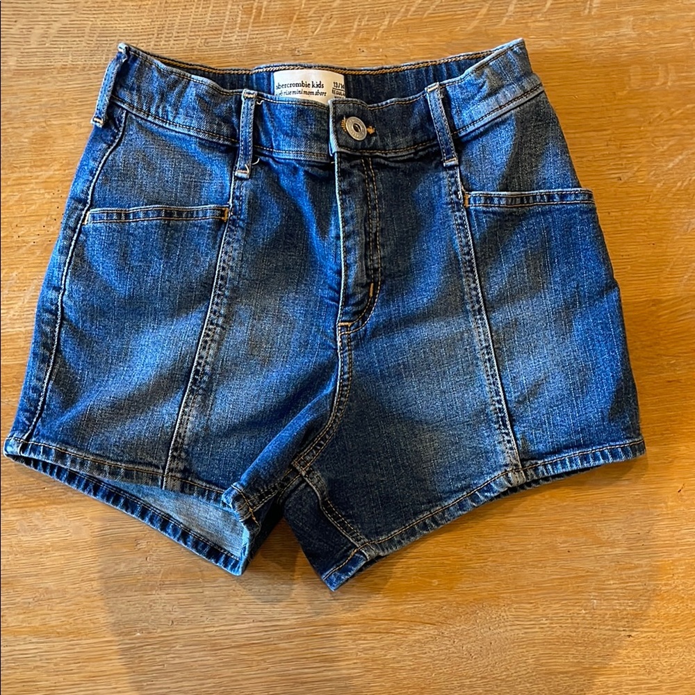 Abercrombie Kids high-rise mini Mom jeans shorts, 13-14 regular